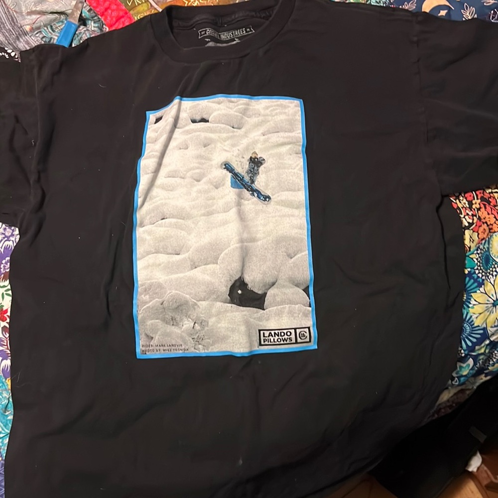 Casual Industrees, Lando Pillows, size medium